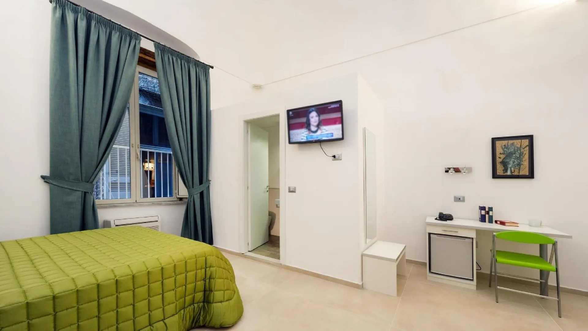 Il Tesoro Smart Suite & SPA Naples Italie