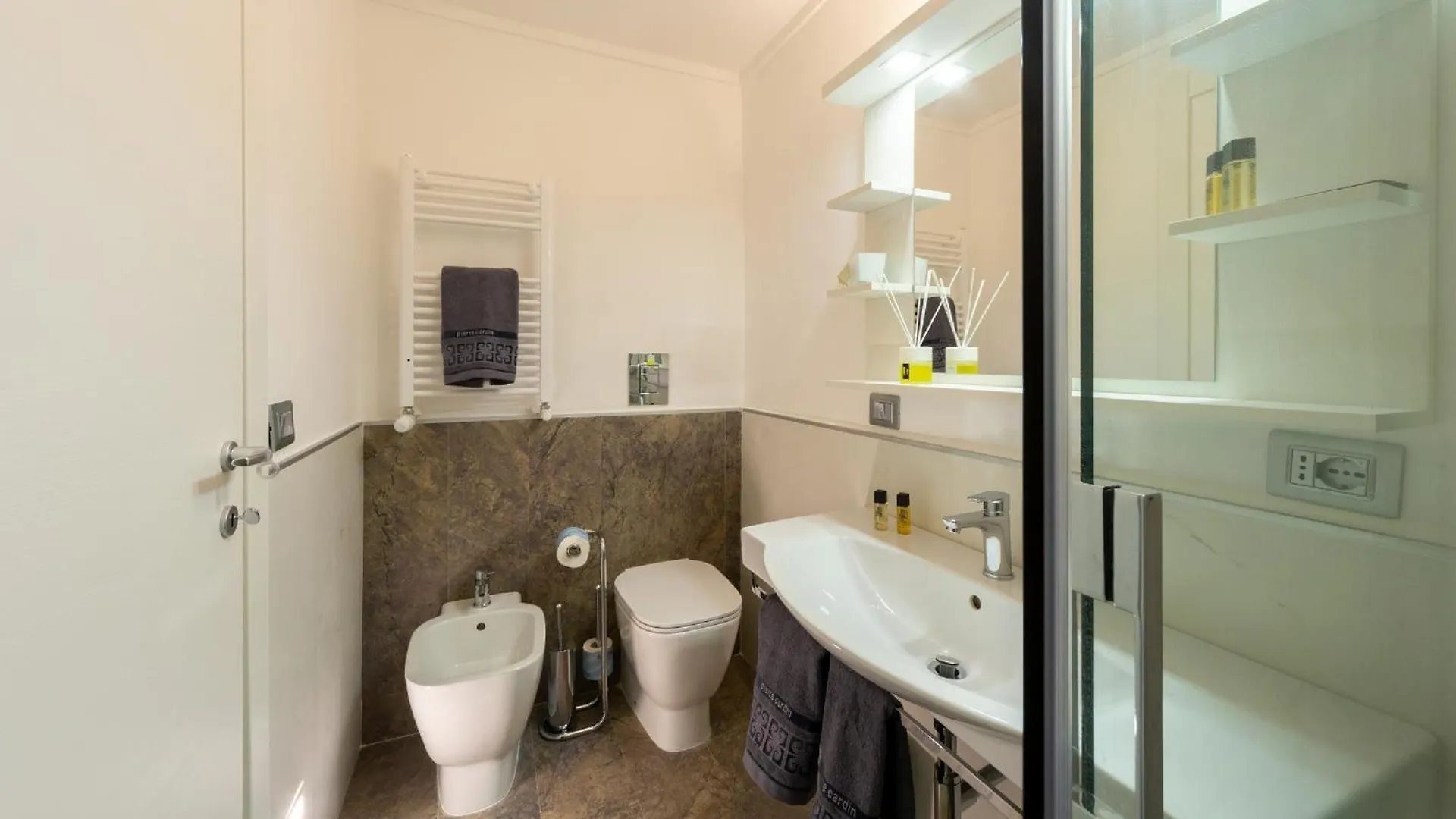 Il Tesoro Smart Suite & SPA Naples