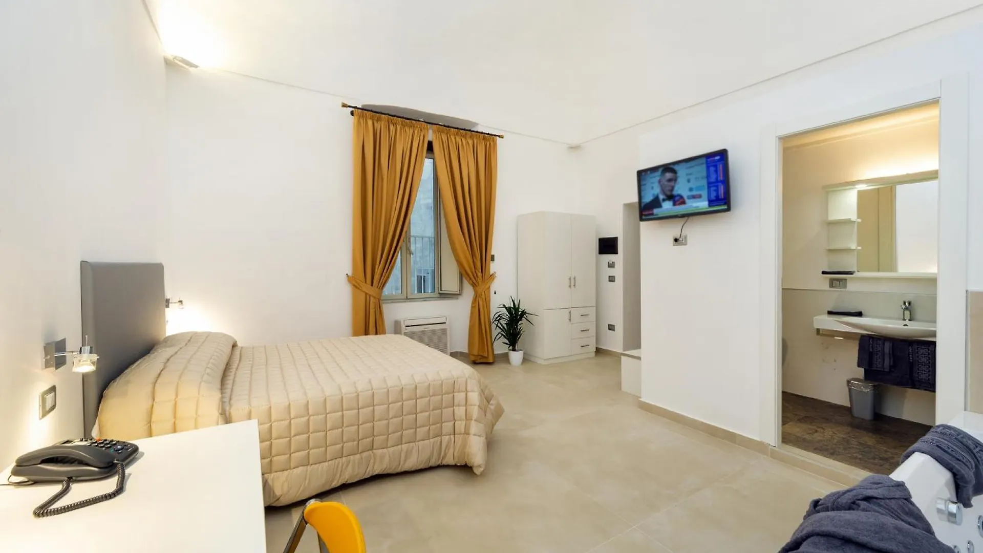 Hotel Il Tesoro Smart Suite & SPA Naples